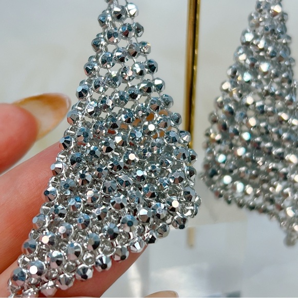 Silver rhinestone mesh 3” sparkly earrings 🩶 lightweight - Picture 3 of 6